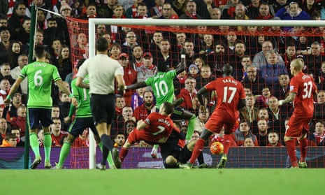 Sadio Mané scores for Southampton against Liverpool