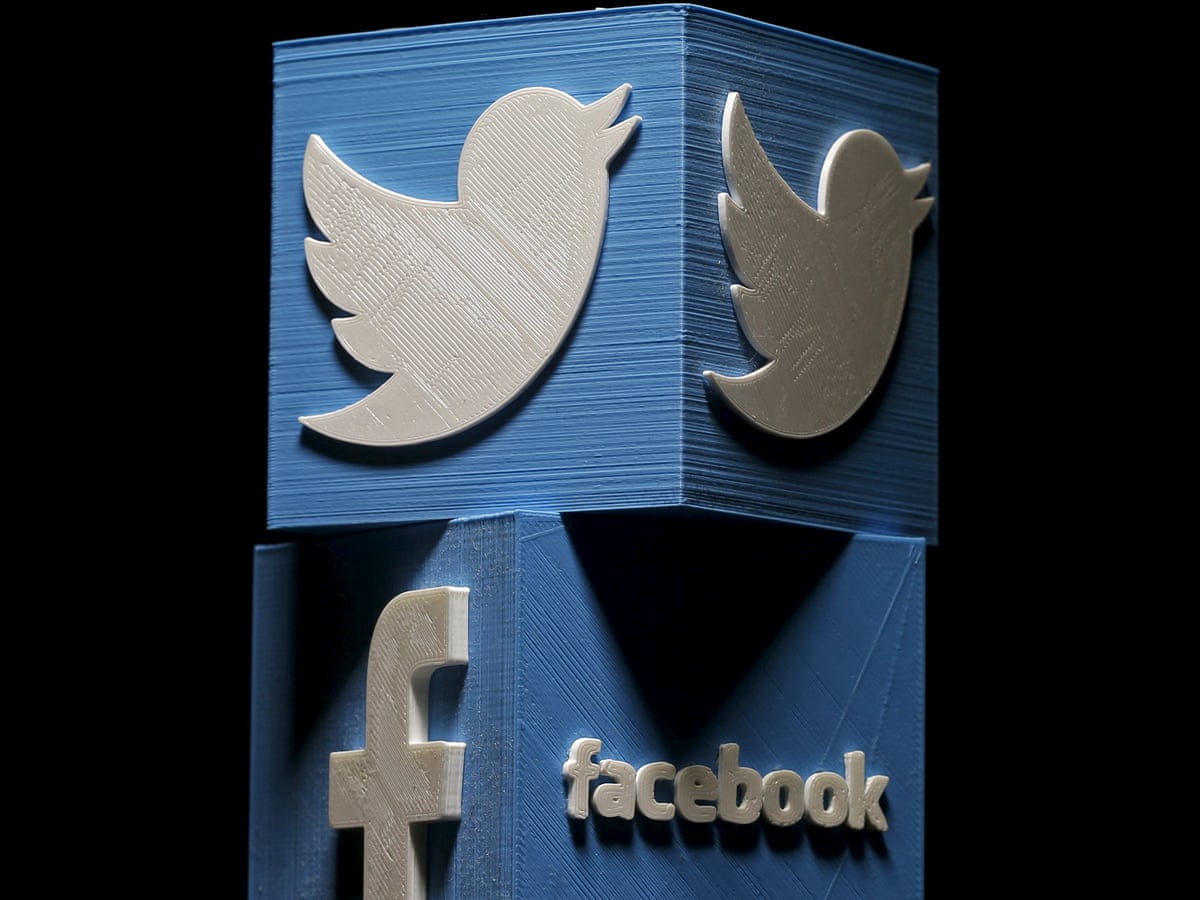 Jaké dva způsoby platformy sociálních médií jsou zneužívány?
