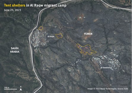 Une image satellite montre le camp de migrants yéménites d'Al Raqw situé juste de l'autre côté de la frontière avec l'Arabie saoudite
