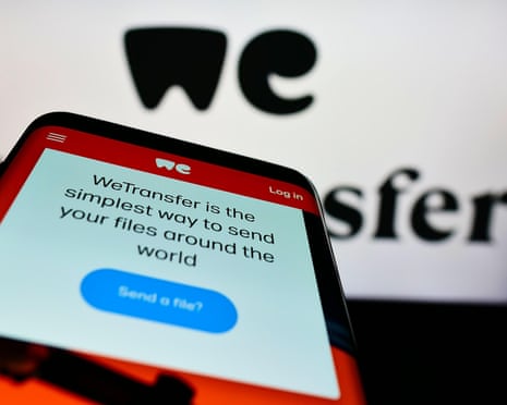Mobile phone with WeTransfer website