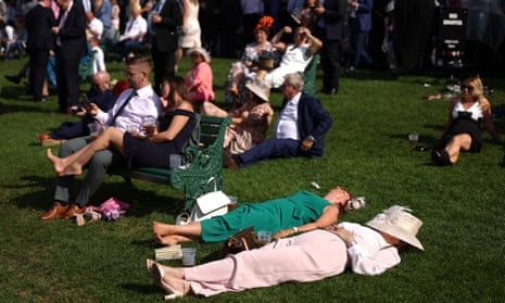 A preview of the scene at tea time today.