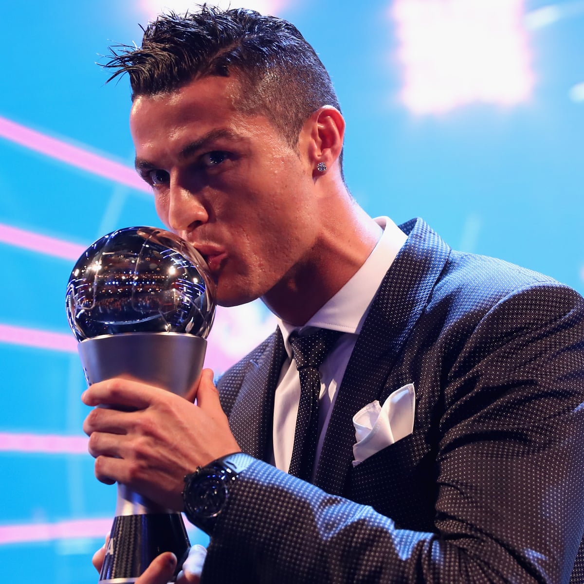 Best Fifa Awards 2017 Cristiano Ronaldo Wins Men S Player Of