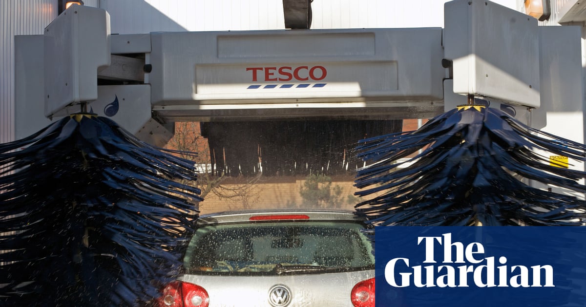 After my car was damaged in a Tesco car wash it has washed its hands of my complaint