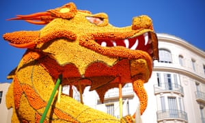 Lemon Festival, Fete du Citron, Chinese dragon made of lemons and oranges
