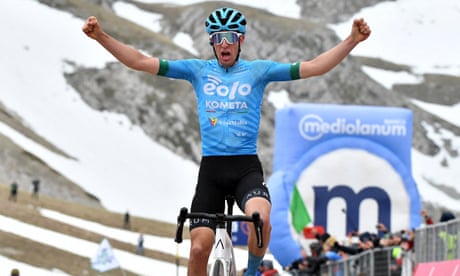 Giro d’Italia: Davide Bais triumphs on Gran Sasso after ‘boring’ stalemate