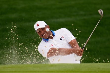 Jhonattan Vegas, of Venezuela, chips out of a bunker at Quail Hollow.