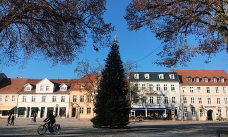Neuruppin’s main square with Christmas tree