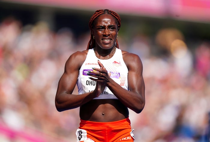 Vicki Ohuruogu wins her heat in the 400m.