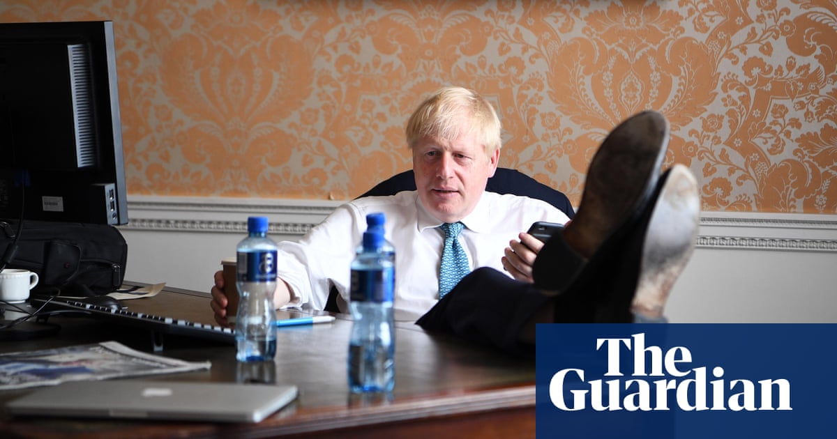 Wonderfully Inane The Art Critic S View On Boris Johnson S First Photos Boris Johnson The Guardian