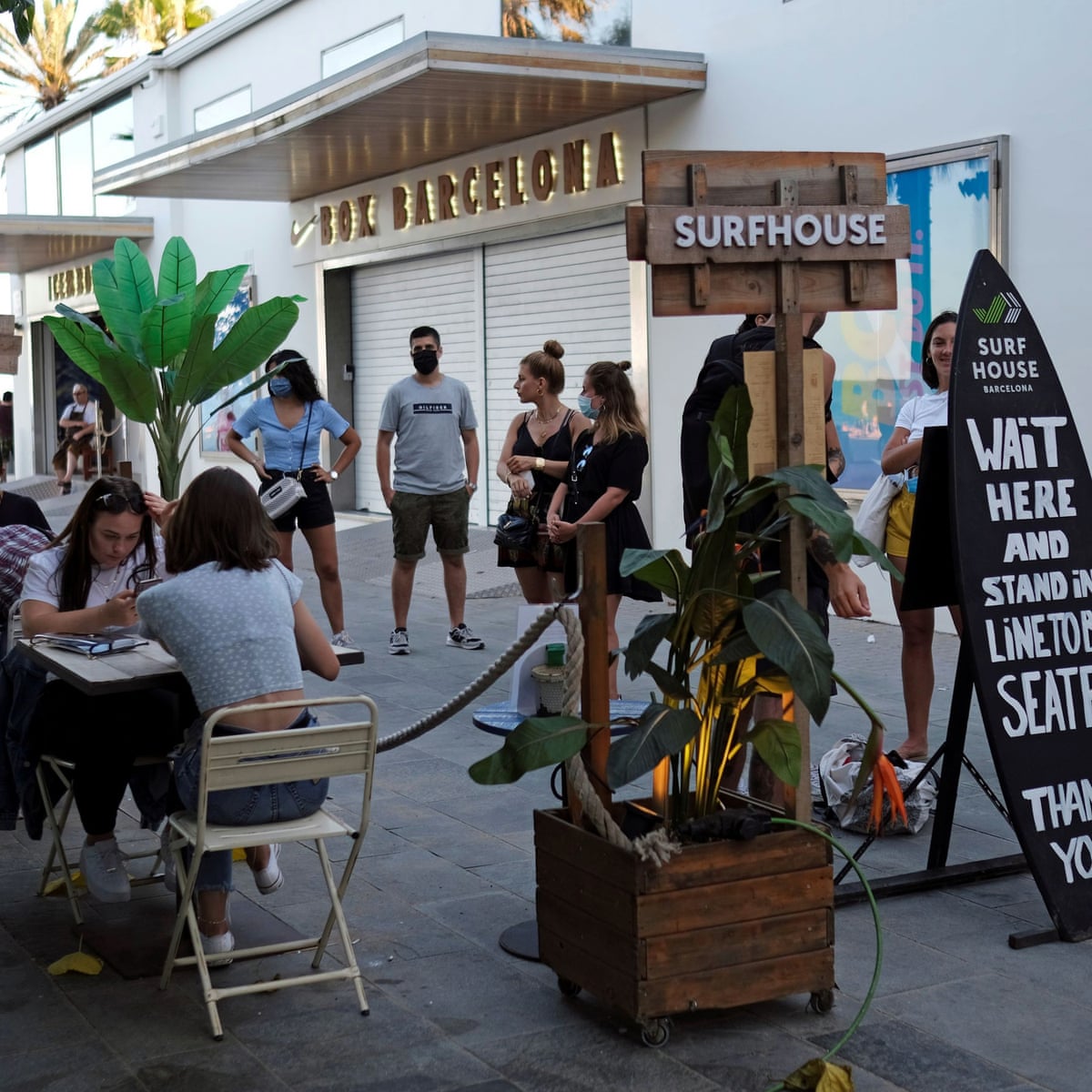 Europe Warns Of Need For Vigilance As Covid 19 Cases Rise Sharply World News The Guardian