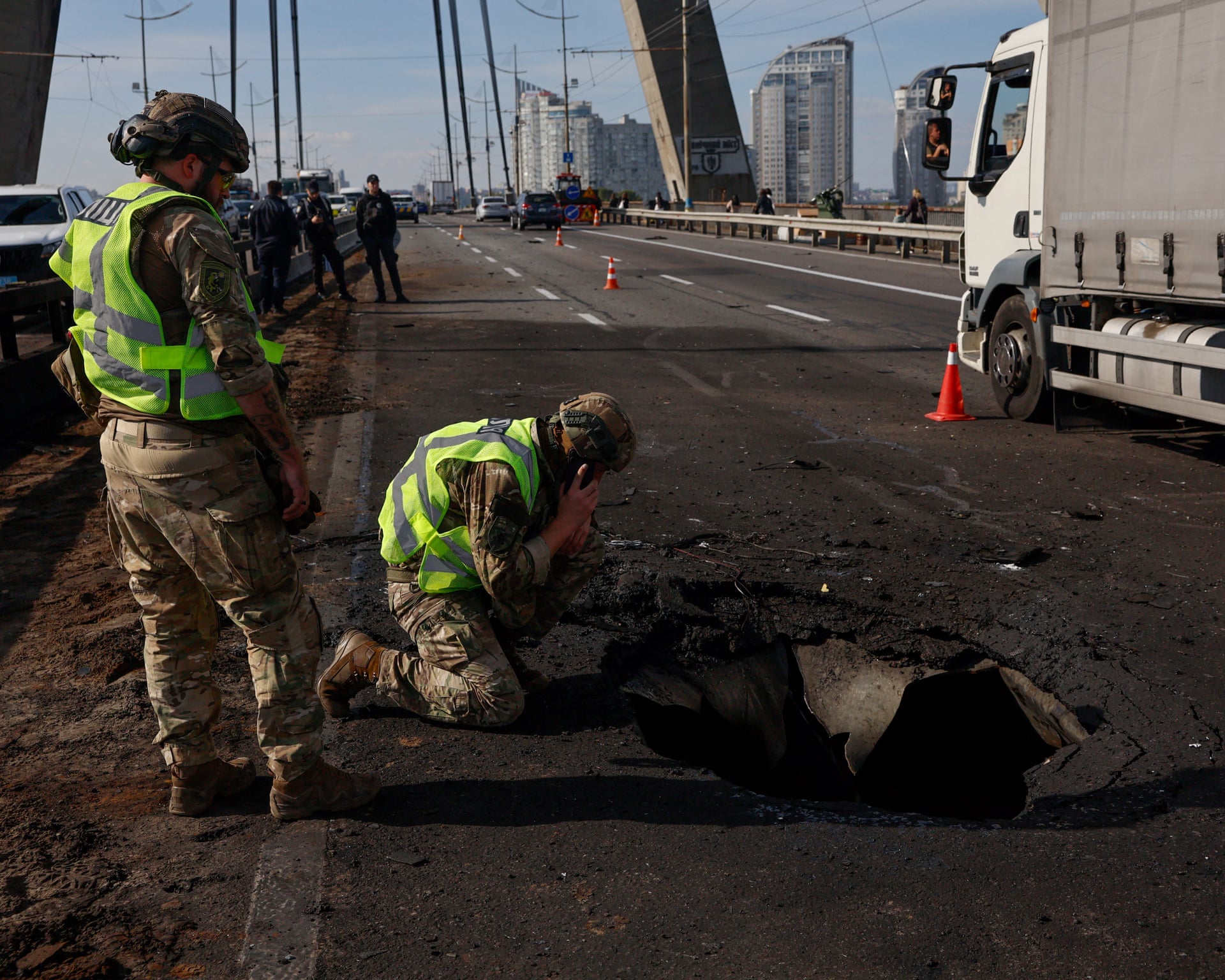Photo: The Guardian Russian Drone Strikes Kyiv Bridge as German Chancellor Visits Ukraine