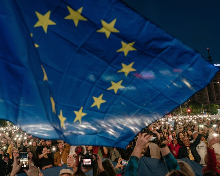 Europeans Yearn for Unity Amid Crisis of Confidence, Study Reveals