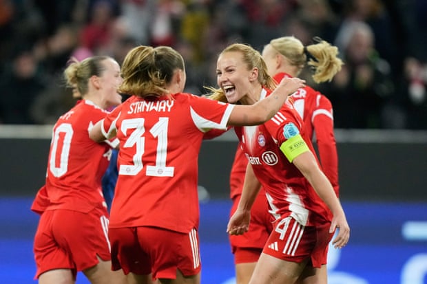 Viggosdottir’s late strike sinks Arsenal in Bayern comeback Viggosdottir’s late strike sinks Arsenal in Bayern comeback