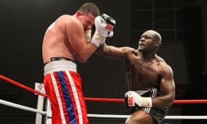 Larry Olubamiwo defeats Yavor Marinchev at the Harvey Hadden Leisure Centre, Nottingham in 2009