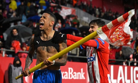 Sávio celebrates after wrapping up victory for Girona, who go back to second in La Liga.