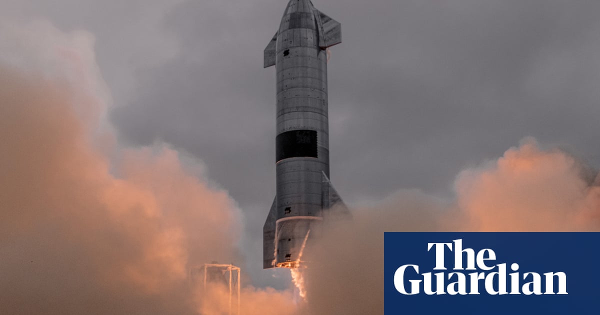 SpaceX’s Starship could put humans back on the moon next year
