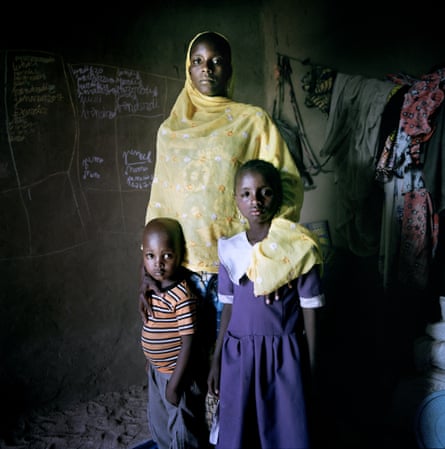 Amina with her children, Aichadou and Ibrahim.