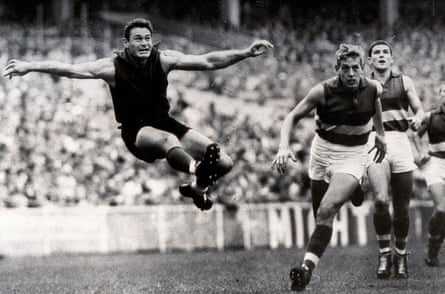 Ron Barassi: pioneering participant and formidable coach who embodied Australian guidelines soccer 3158 - Ron Barassi: pioneering participant and formidable coach who embodied Australian guidelines soccer