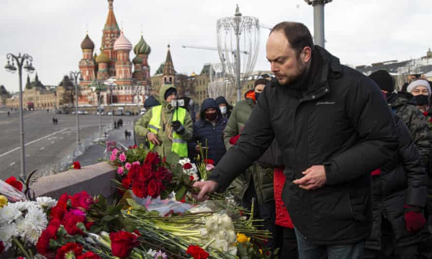 Russia-Ukraine war latest: Zelenskiy warns Moscow wants to ‘capture other countries’ as Russia pushes to seize southern Ukraine– live | Ukraine 10 Vladimir Kara-Murza lays flowers last year near the place where Russian opposition leader Boris Nemtsov was gunned down in Moscow in February 2015.