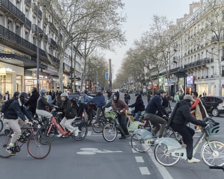 A multitude of cyclists on Boulevard Sebastopol in Paris in March