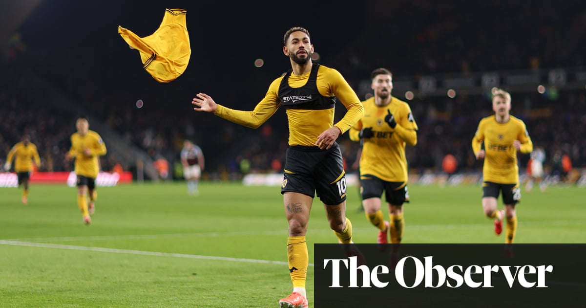 Cunha signs new Wolves deal after sealing victory over Aston Villa Cunha signs new Wolves deal after sealing victory over Aston Villa