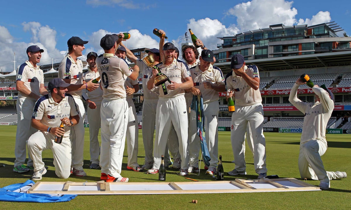 County Championship Division One to be cut to eight teams in 2017