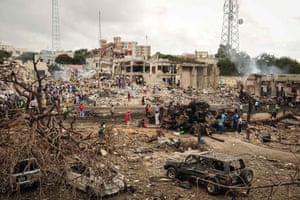 somalia bomb mogadishu bombings attack al truck shabaab terrorist hundreds dead october oct another shabab war destroy just hiiraan bombing