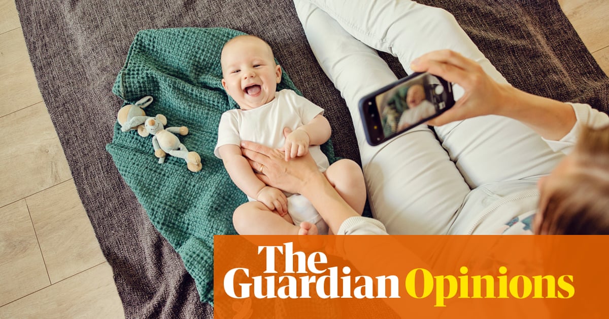 For modern mothers, the toxic pull of the ‘momfluencer’ feels inescapable