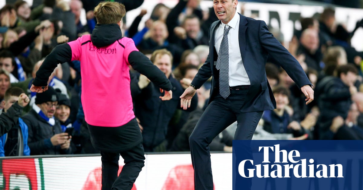 Duncan Ferguson lifts Everton gloom and Son goes solo – Football Weekly