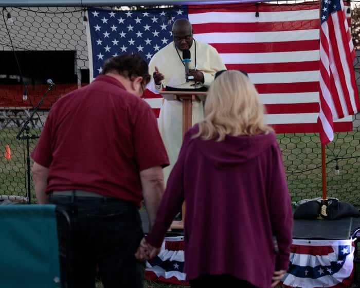 Nine people dead and scores injured over weekend of mass US shootings