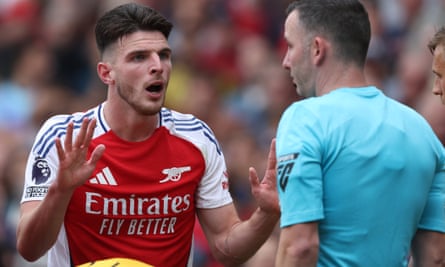 Declan Rice is sent off against Brighton