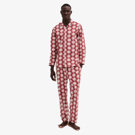 Desmond and Dempsey 402 Long Pyjama Set Helios Red/Cream