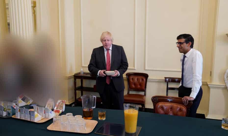 Boris Johnson and Rishi Sunak in the cabinet room at No 10 on Johnson's birthday, 19 June 2020.