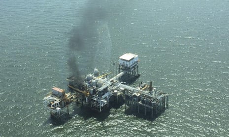 Firefighters extinguish blaze on oil platform off Louisiana coast ...