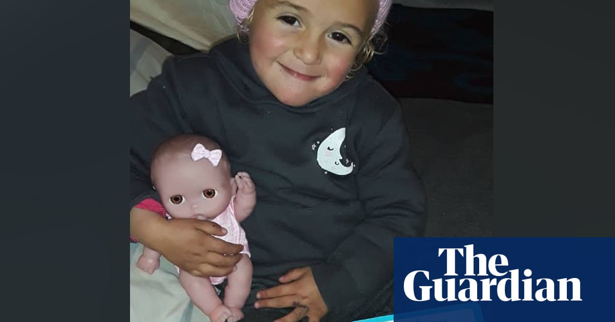 Three-year-old Australian girl in Syria's al-Hawl camp may lose fingers to frostbite