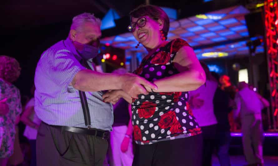 Strictly balera … a couple at the Redas club.