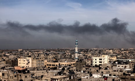 Smoke billowing over Khan Yunis in the southern Gaza Strip
