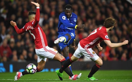 Romelu Lukaku, centre, here in action against Manchester United, had expected to return to Chelsea.