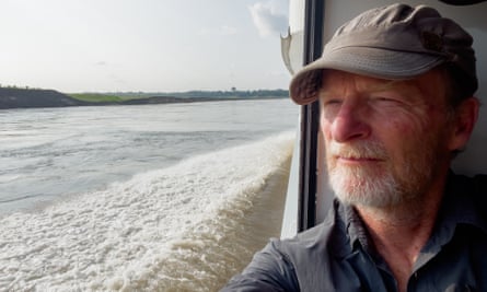 Kevin heading down the Amazon towards Manaus.
