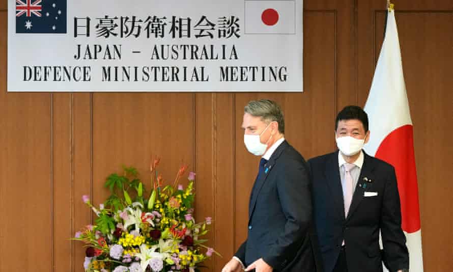 Richard Marles in Tokyo with Japanese defence minister Nobuo Kishi