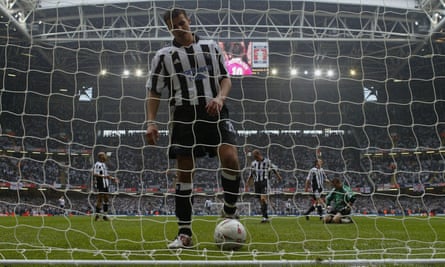 Steven Taylor gets the ball out of the net after Ruud van Nistelrooy had scored Manchester United’s third goal in the FA Cup semi-final.