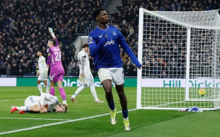 Thierno Barry celebrates after scoring for Everton against Leeds.