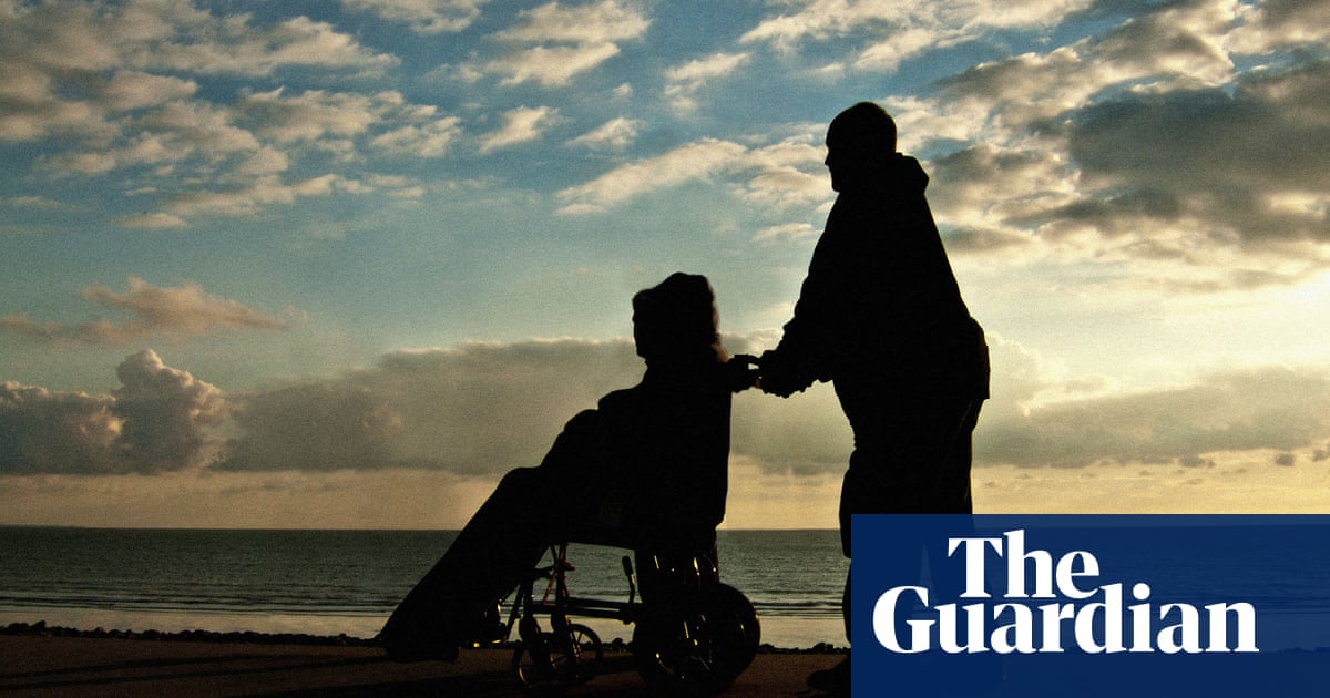 UK government dementia adviser resigns over prosecutions of carers | Carers