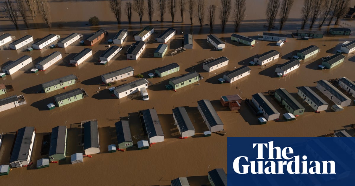 Storm Bert brings significant flooding to UK - video