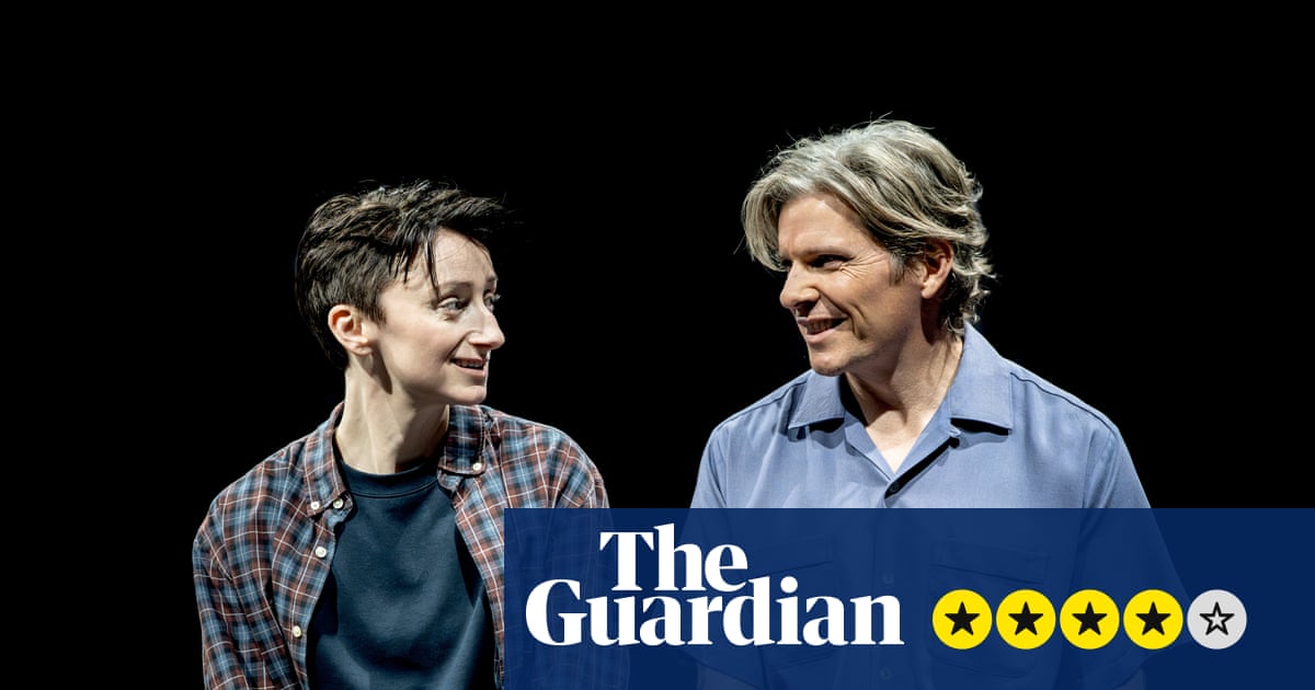 Ανασκόπηση Fun Home – Τα μουσικά απομνημονεύματα της Alison Bechdel αισθάνονται κάθε συναίσθημα