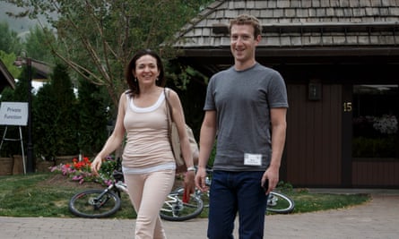 Mark Zuckerberg with Sheryl Sandberg in 2014.