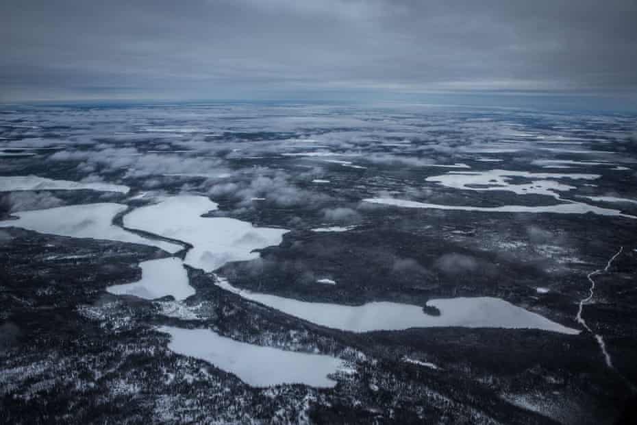 The land surrounding Naskantaga First Nation as seen from a plane descending into the reservation.