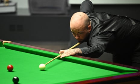 Luca Brecel, the comeback king, is looking like an accomplished frontrunner so far in this final.