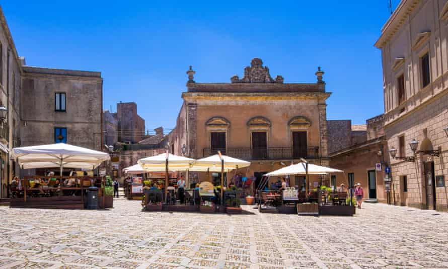Italy Sicily Province of Trapani Erice Old town Piazza Umberto