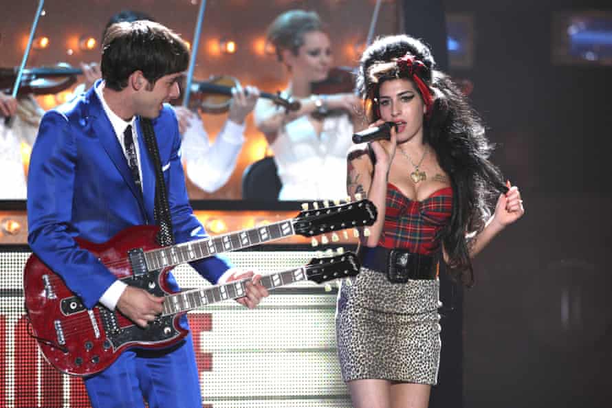 Mark Ronson on stage with Amy Winehouse at the 2008 Brit awards